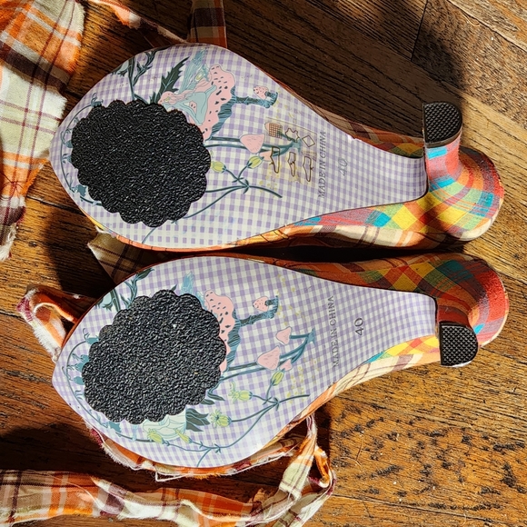 Irregular choice - Picture 10 of 11